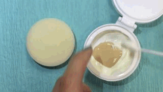 3 How to make your own BB cream & reuse old cushion compacts.GIF DIY